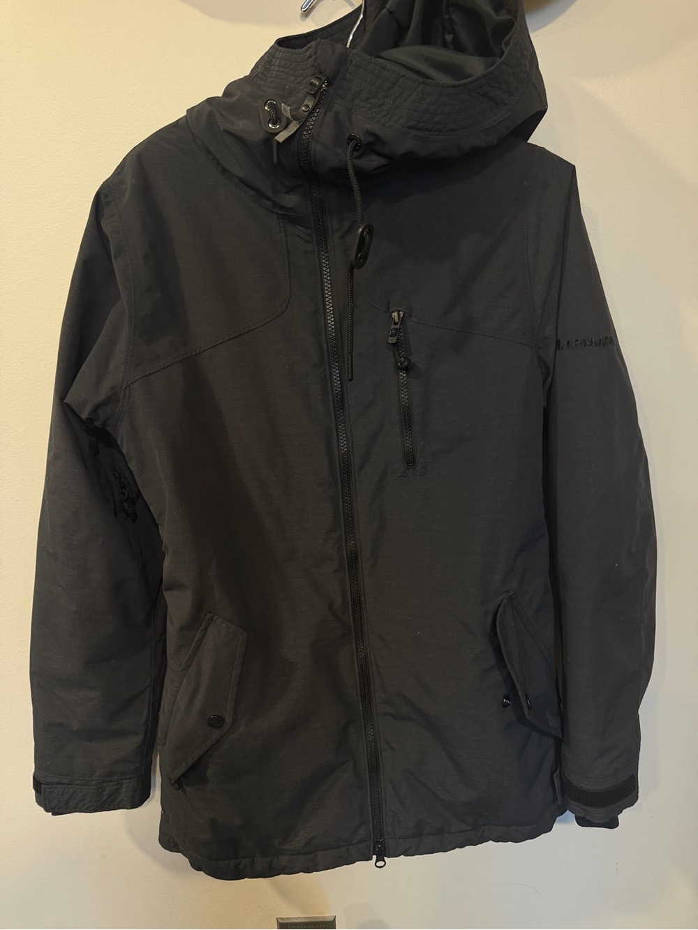 Armada Women’s Paternost Jacket XS New Condition